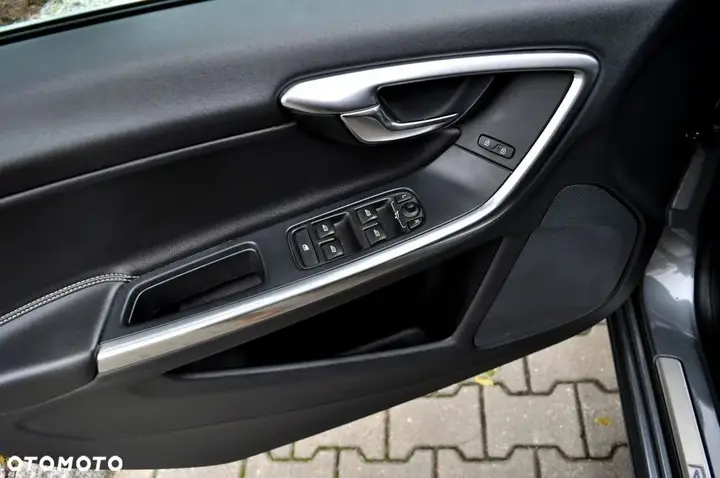 Volvo V60 2018 photo 5