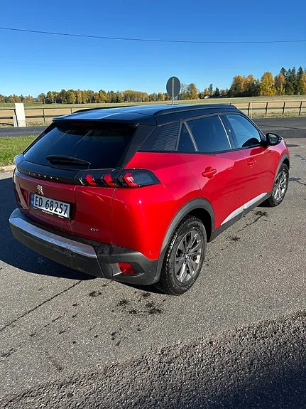 Peugeot E-2008 2022 photo 5