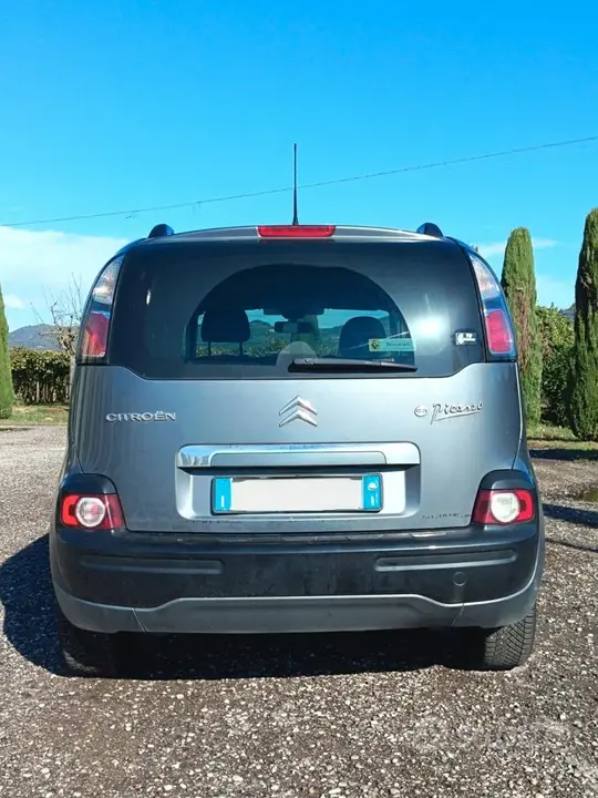 Citroen C3 Picasso 2010 photo 3