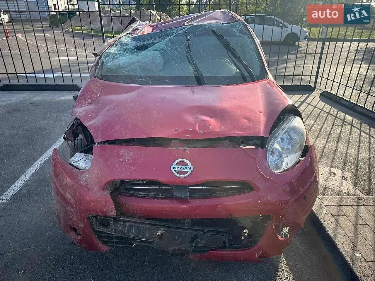 Nissan Micra 2013 photo 3