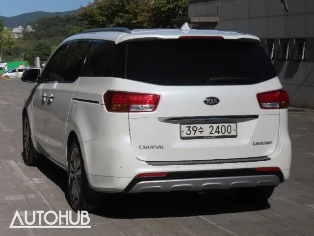 Kia Carnival 2017 photo 4
