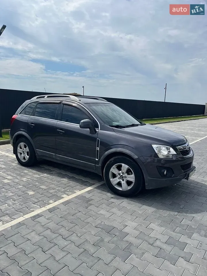 Opel Antara 2012 photo 2