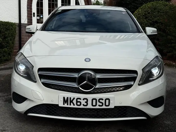 Mercedes-Benz A-Class 2013 photo 3