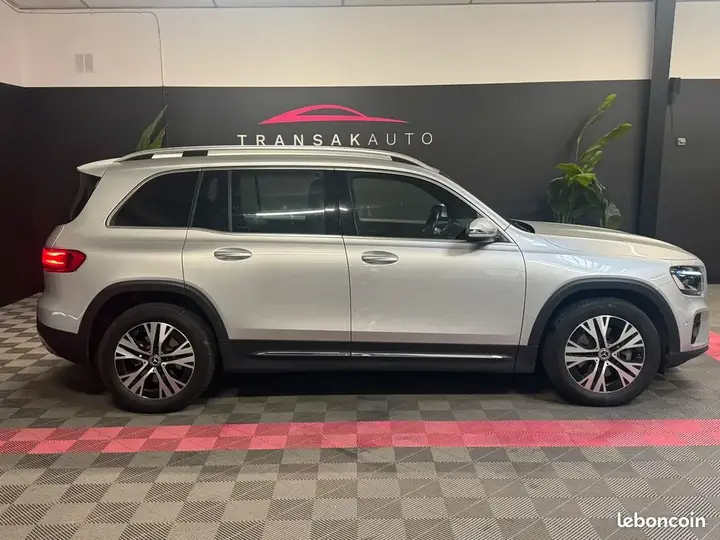 Mercedes-Benz Glb 2023 photo 2
