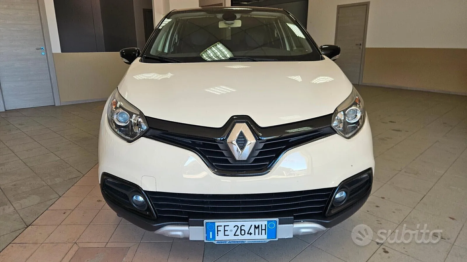 Renault Captur 2016 photo 2