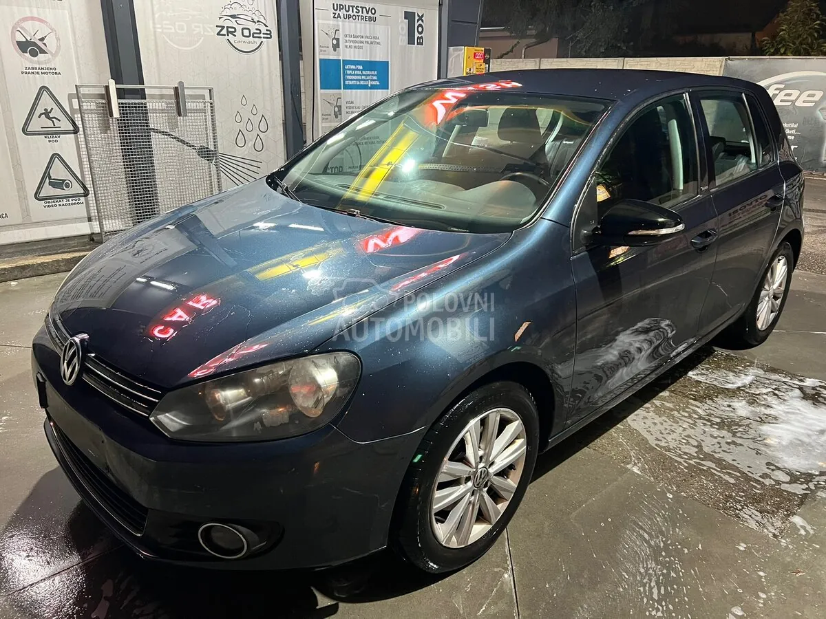 Volkswagen Golf 2011 photo 2