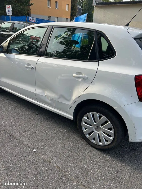 Volkswagen Polo 2011 photo 3