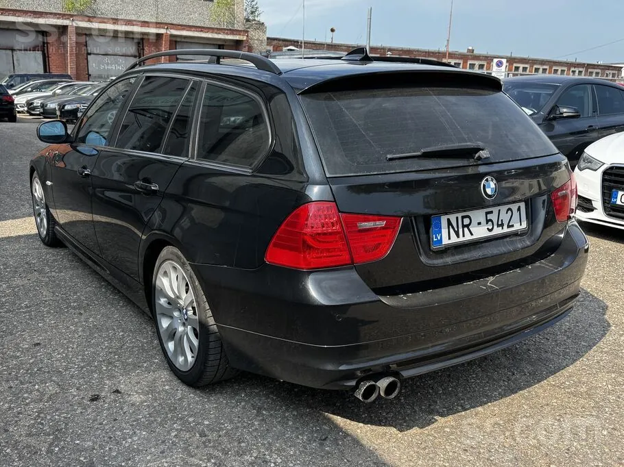BMW 325 2008 photo 4