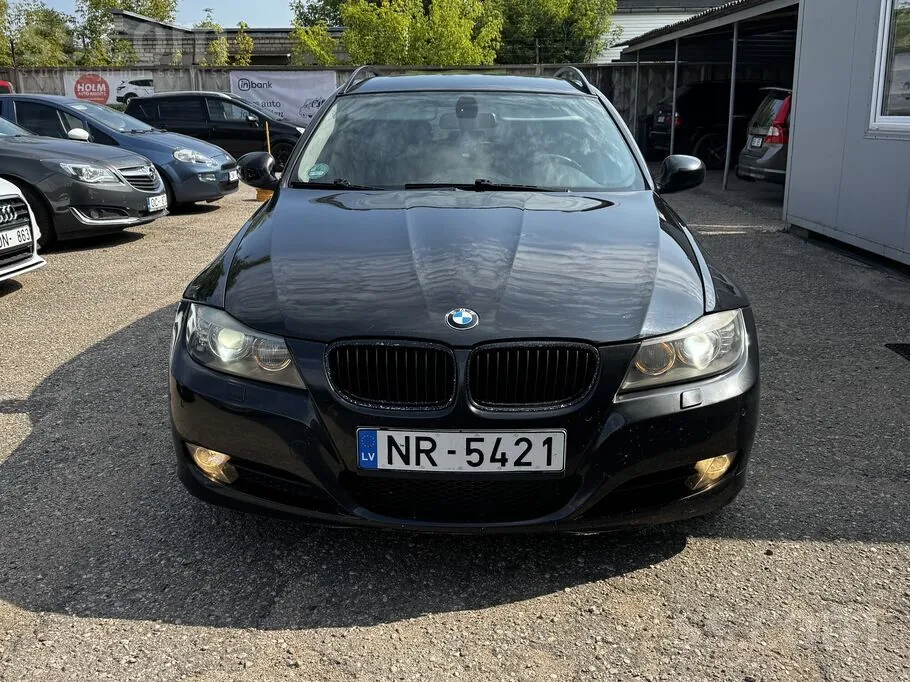 BMW 325 2008 photo 2