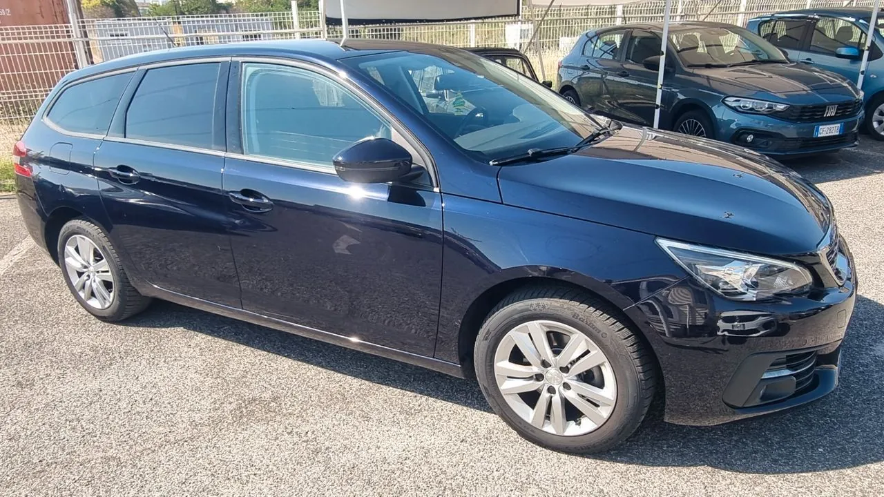 Peugeot 308 2018 photo 5