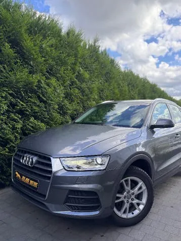 Audi Q3 2015 photo 2