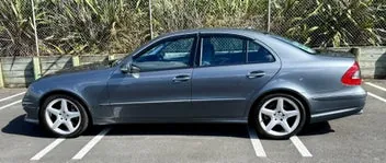 Mercedes-Benz E-Class 2009 photo 3