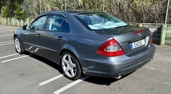 Mercedes-Benz E-Class 2009 photo 4