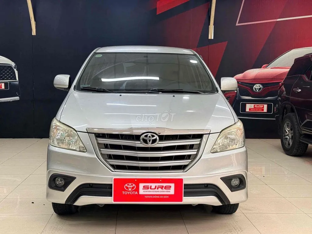 Toyota Innova 2014 photo 2