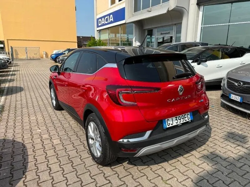 Renault Captur 2022 photo 3