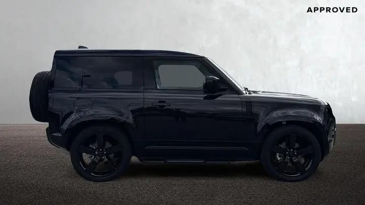 Land Rover Defender 90 2026 photo 5