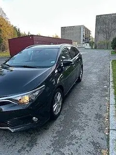 Toyota Auris 2017 photo 4