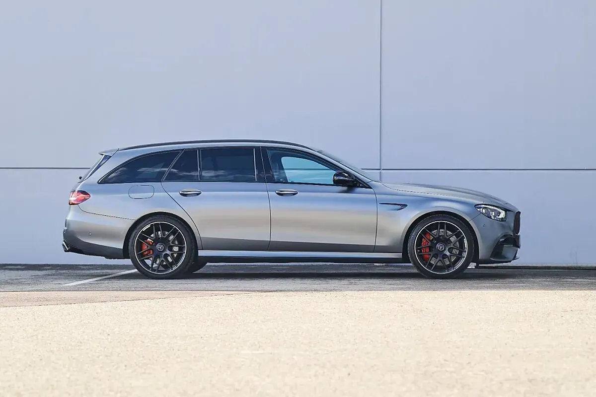 Mercedes-Benz E-Class 2021 photo 2