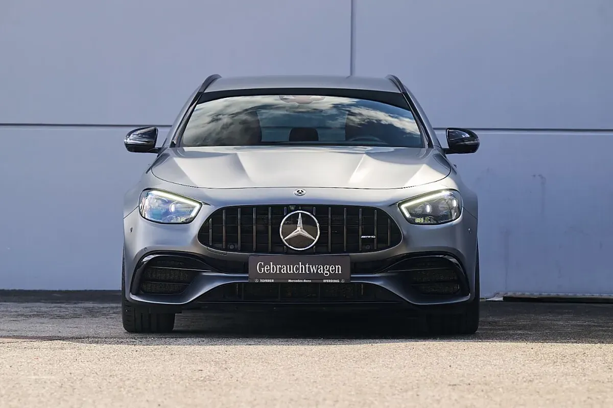 Mercedes-Benz E-Class 2021 photo 3