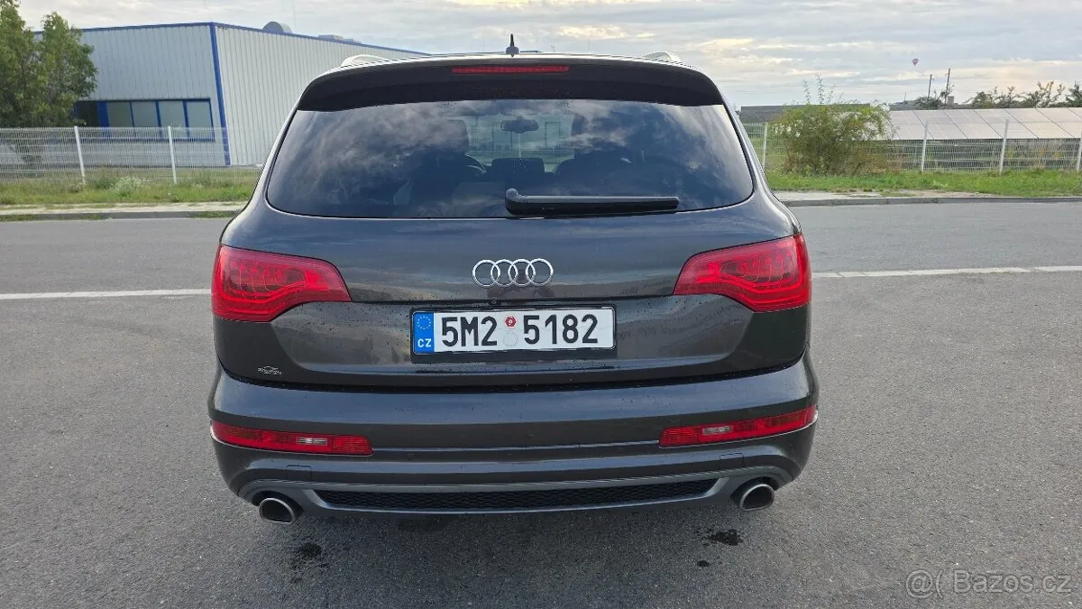 Audi Q7 2013 photo 4