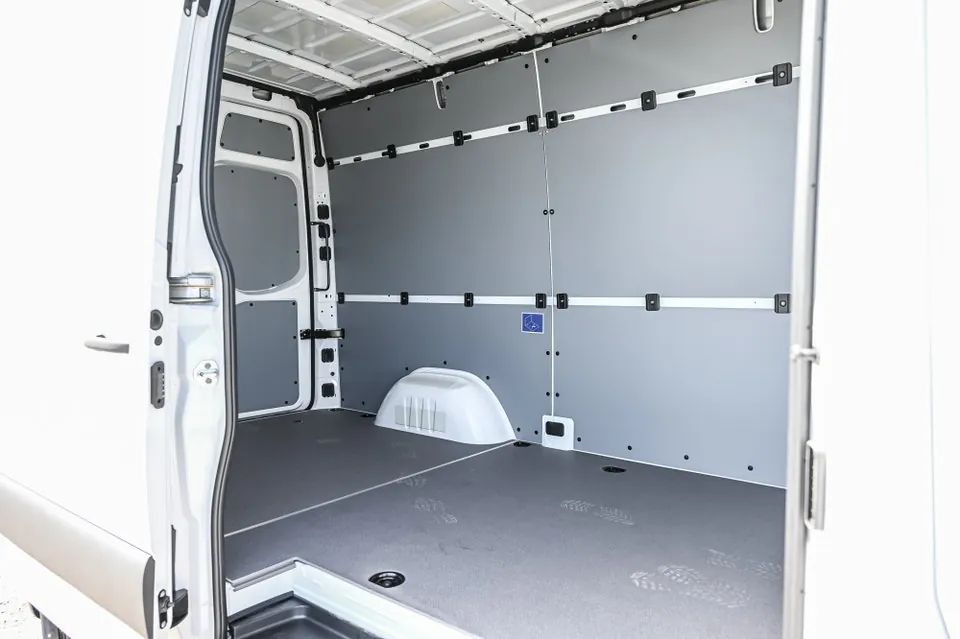 Mercedes-Benz Sprinter 2026 photo 5
