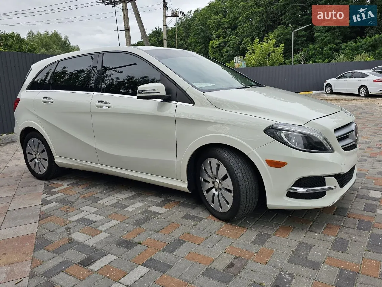 Mercedes-Benz B-Class