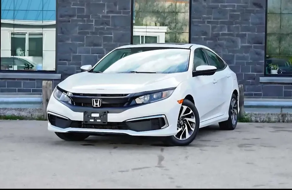 Honda Civic 2018 photo 2