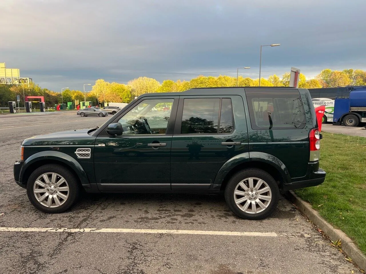 Land Rover Discovery 4 2012 photo 4