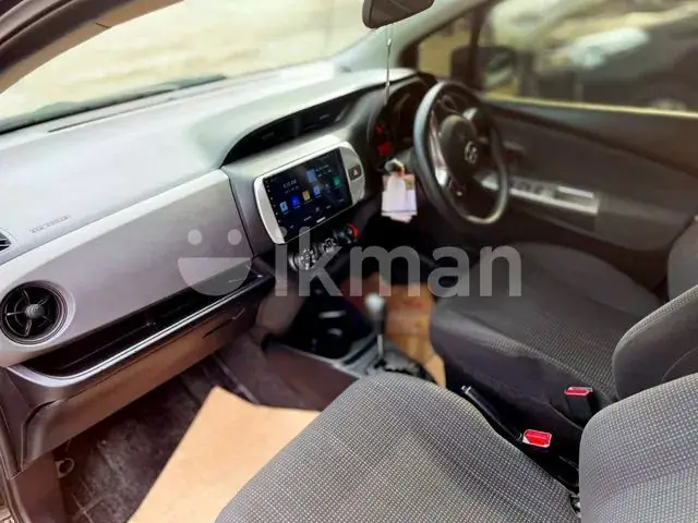 Toyota Vitz 2016 photo 3