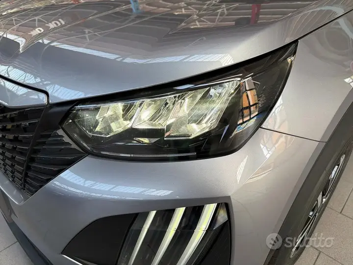 Peugeot 2008 2025 photo 5