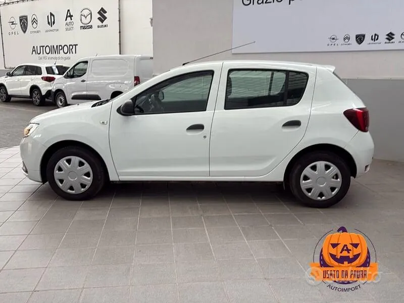 Dacia Sandero 2018 photo 3
