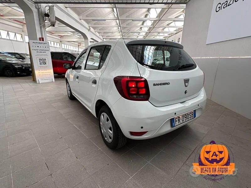 Dacia Sandero 2018 photo 4