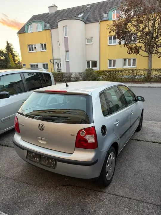 Volkswagen Polo 2004 photo 2