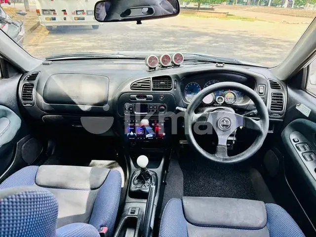 Mitsubishi Lancer 2000 photo 5