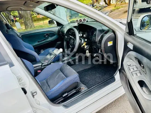 Mitsubishi Lancer 2000 photo 4