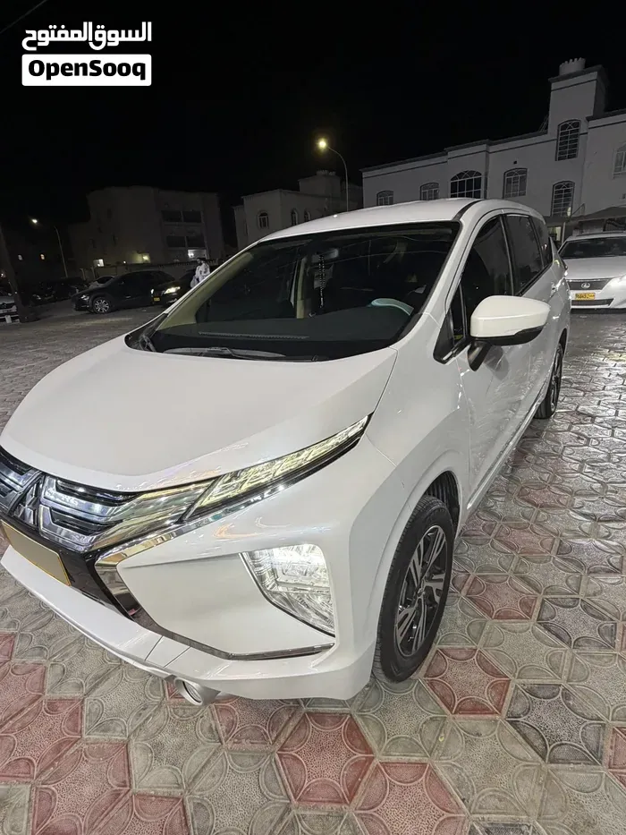 Mitsubishi Xpander 2022 photo 2