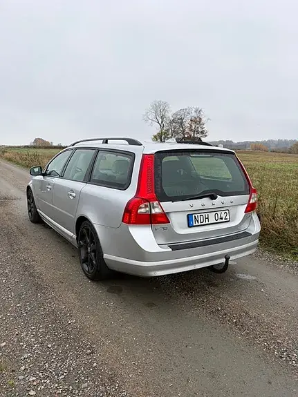 Volvo V70 2013 photo 3