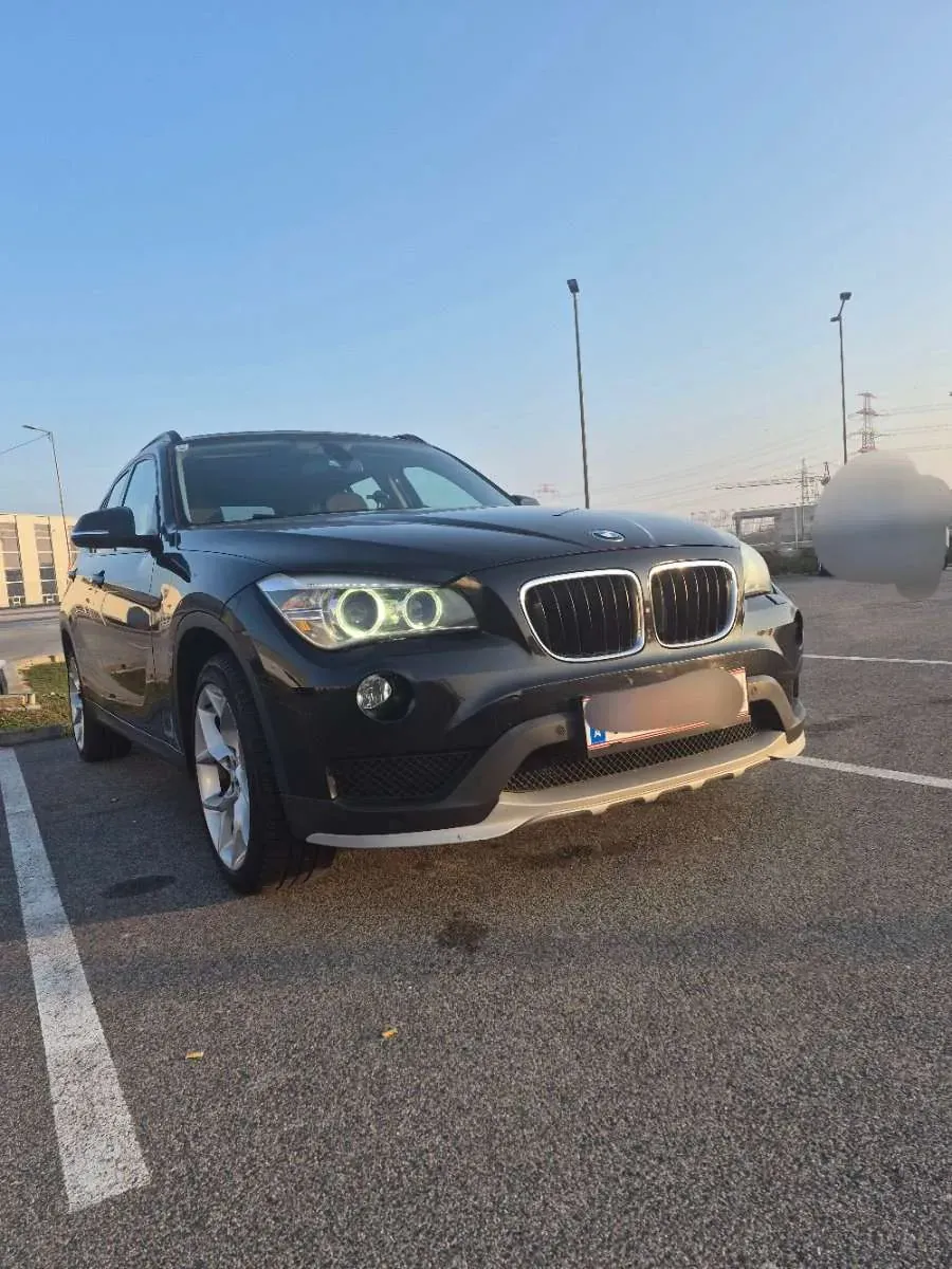 BMW X1 2014 photo 2