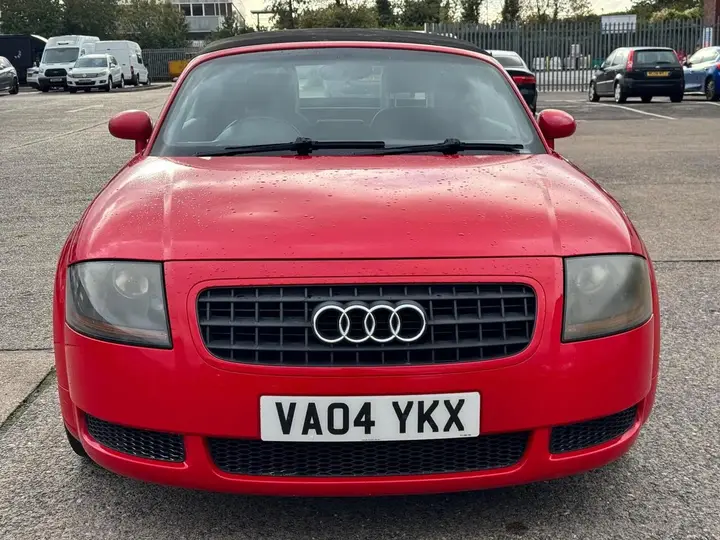 Audi Tt 2004 photo 2