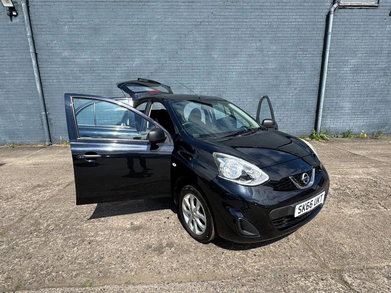 Nissan Micra 2016 photo 3