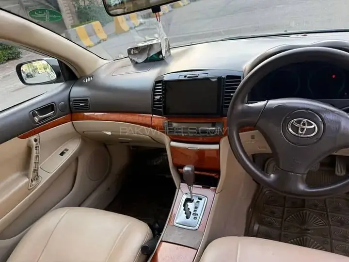 Toyota Premio