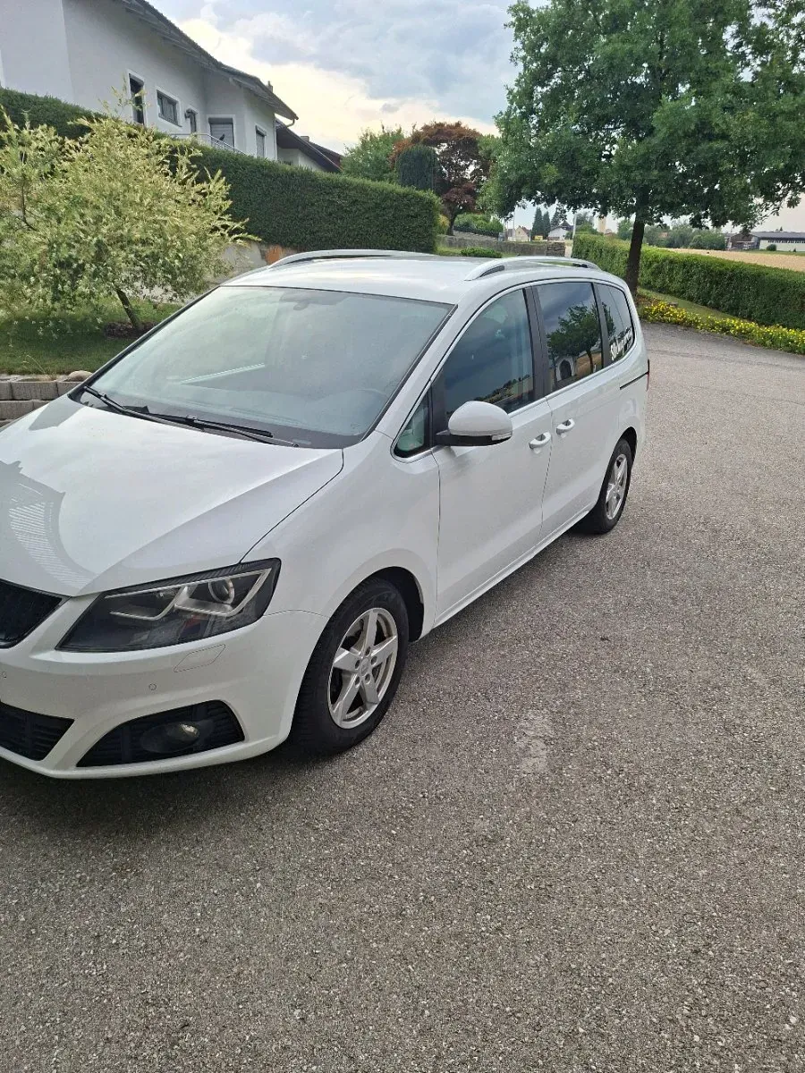 Seat Alhambra 2015 photo 3
