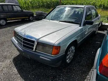 Mercedes-Benz 190E