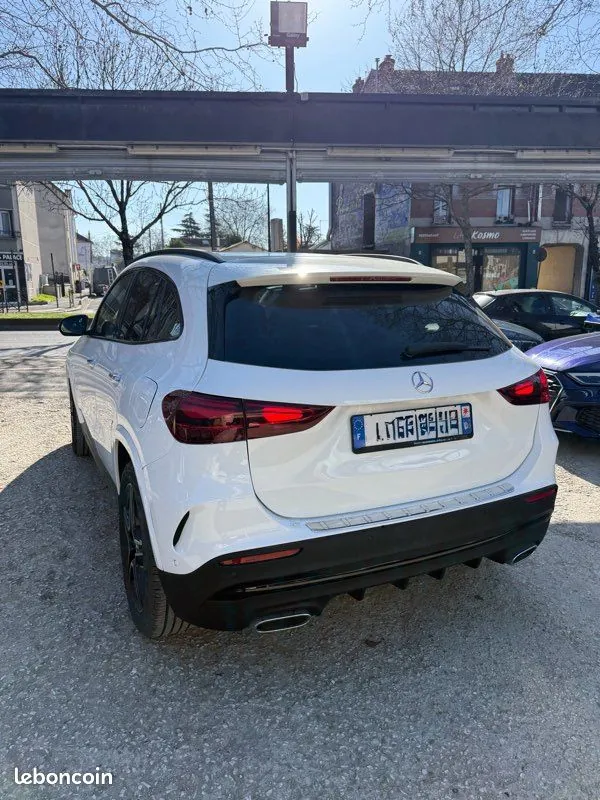 Mercedes-Benz Gla 200 Amg-Line 2024 photo 3