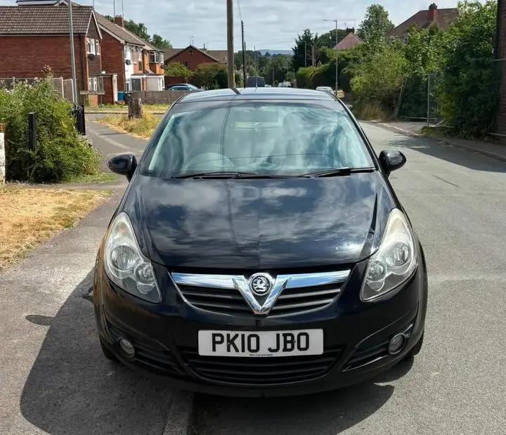 Vauxhall Corsa 2010 photo 2