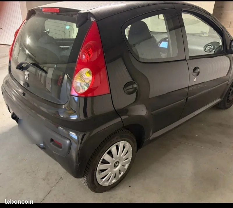 Peugeot 107 2007 photo 2