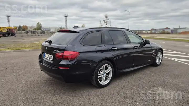 BMW 530 2016 photo 4