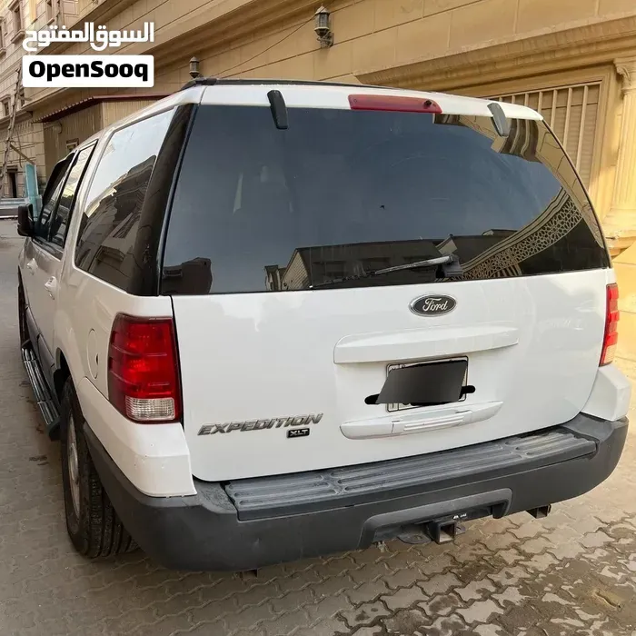 Ford Expedition 2004 photo 4