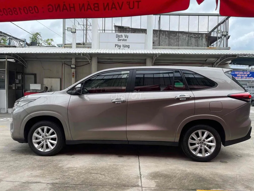 Toyota Innova Cross 2024 photo 2