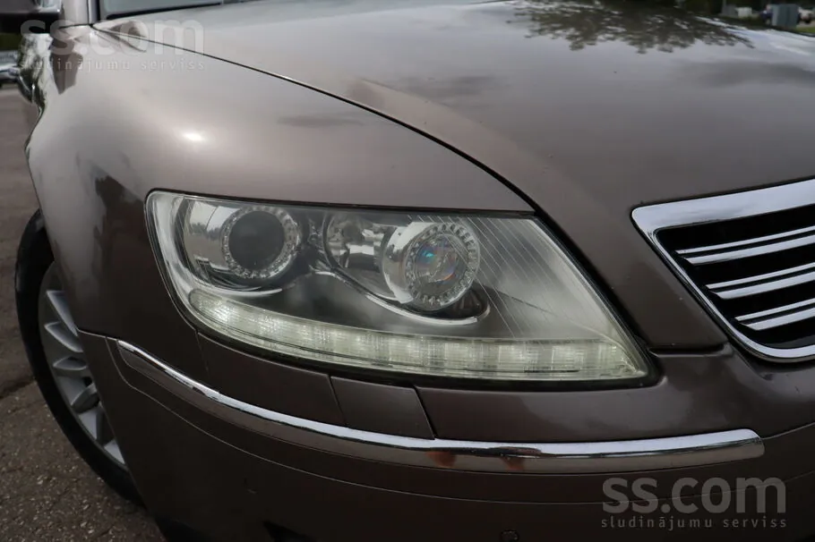 Volkswagen Phaeton 2009 photo 3